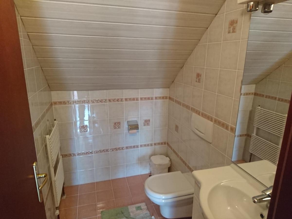 Sobe Janez Bed and Breakfast Križe Esterno foto