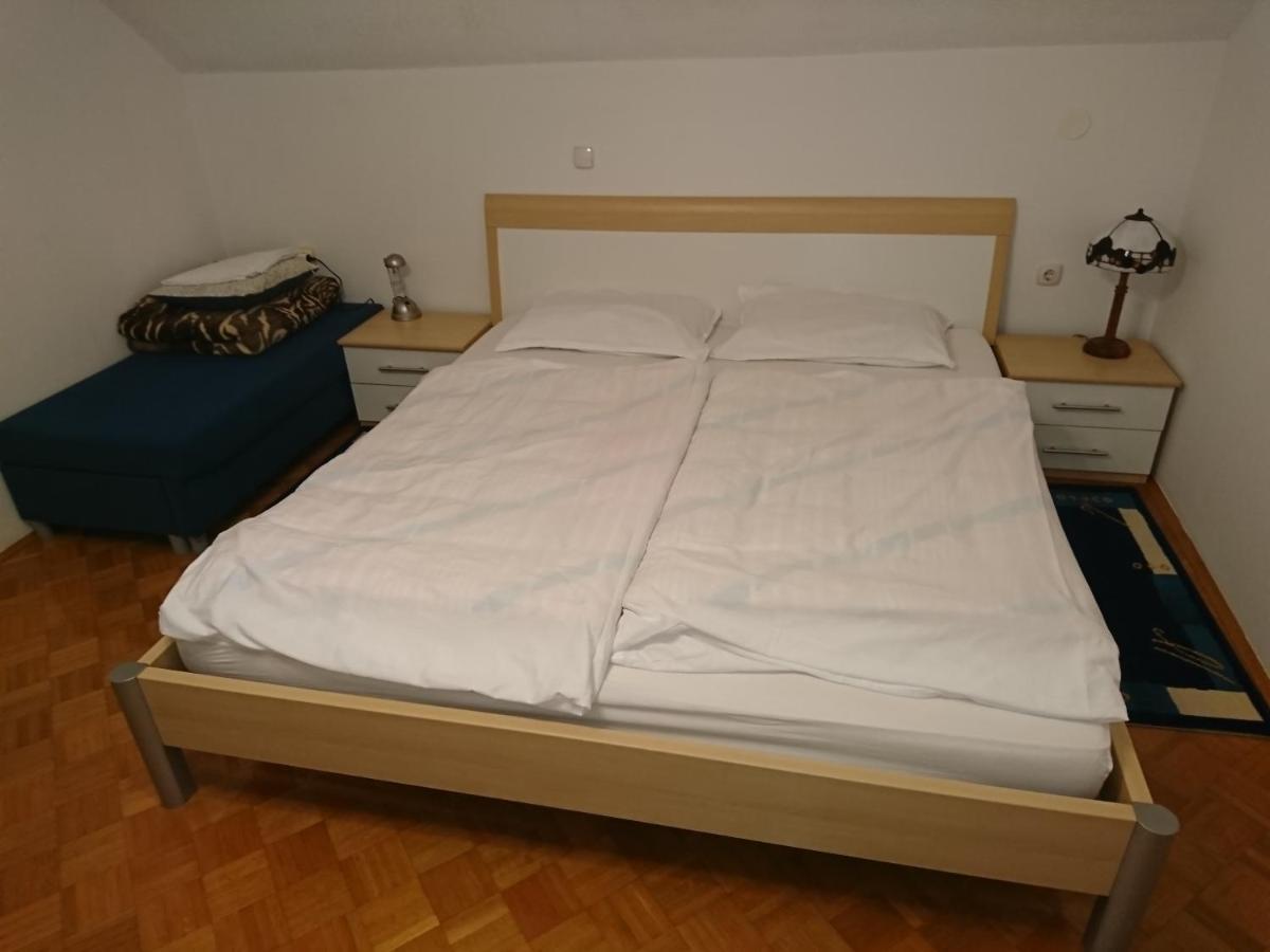 Sobe Janez Bed and Breakfast Križe Esterno foto