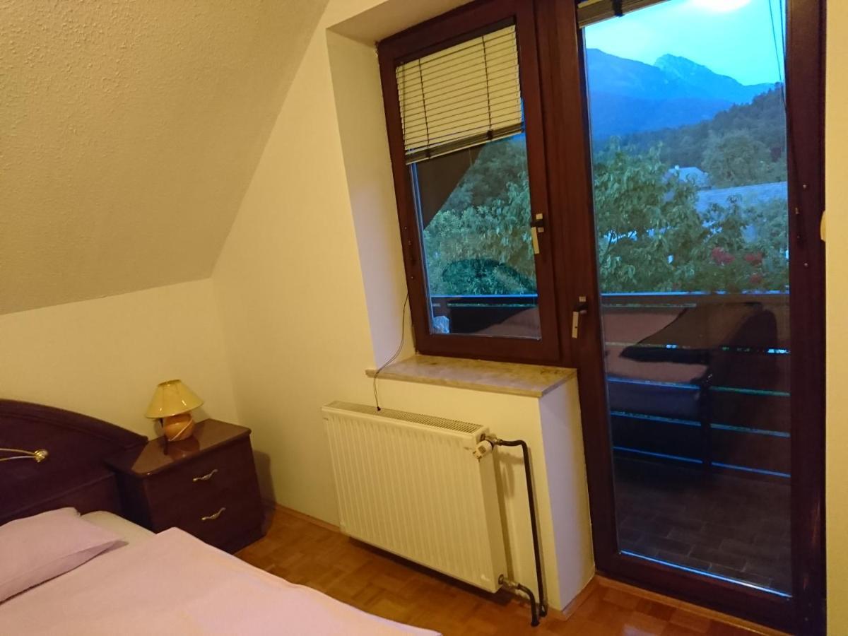 Sobe Janez Bed and Breakfast Križe Esterno foto