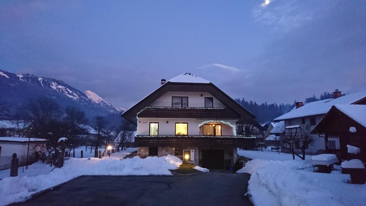 Sobe Janez Bed and Breakfast Križe Esterno foto