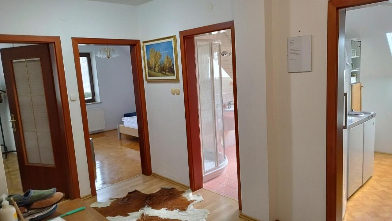 Sobe Janez Bed and Breakfast Križe Esterno foto